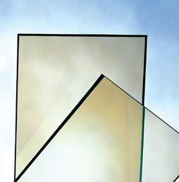 有色镀膜玻璃与导电玻璃 技术特性与应用前景